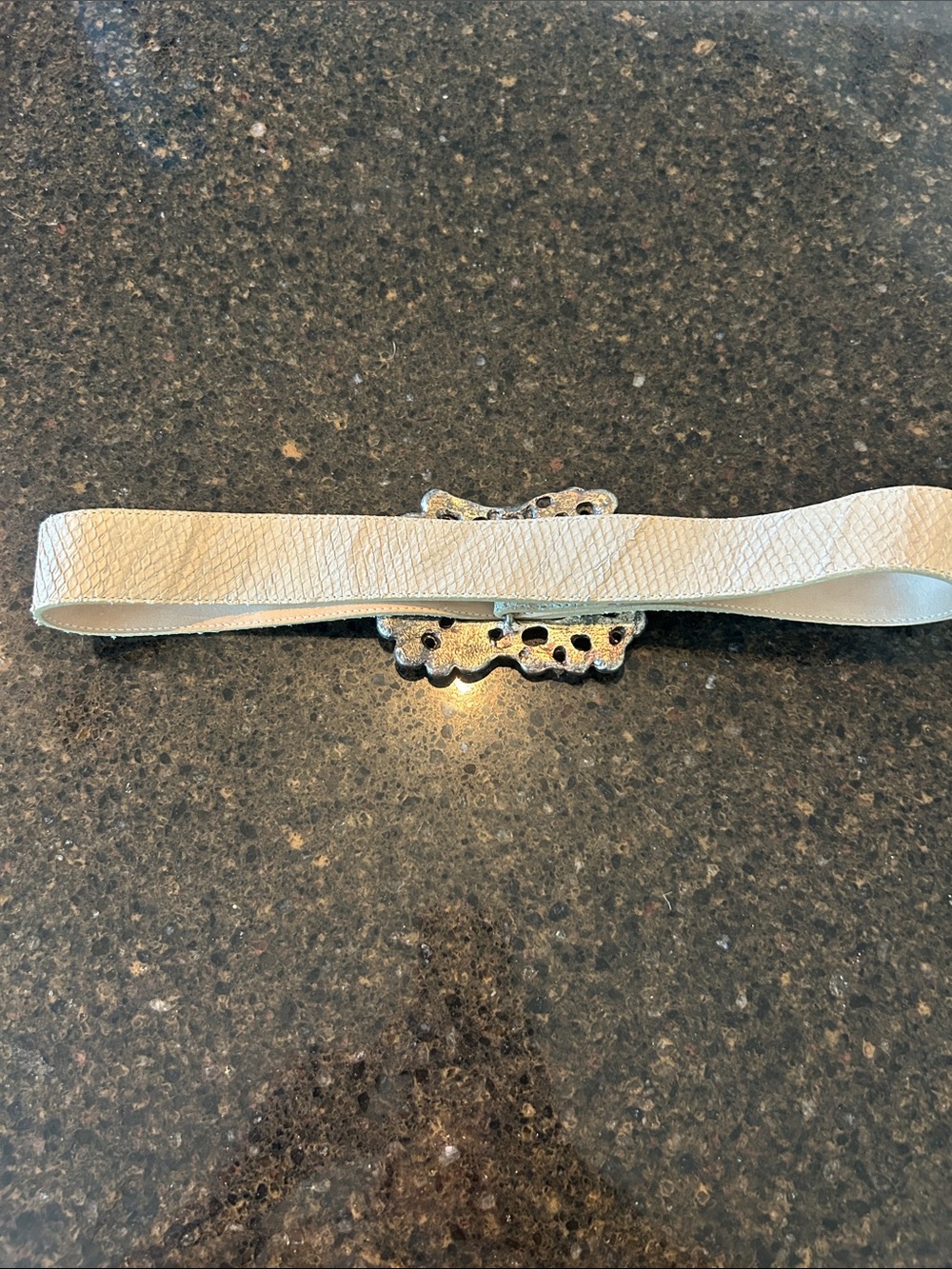 Leatherock Cream Jeweled Buckle genuine leather Waist Belt - Picture 4 of 8